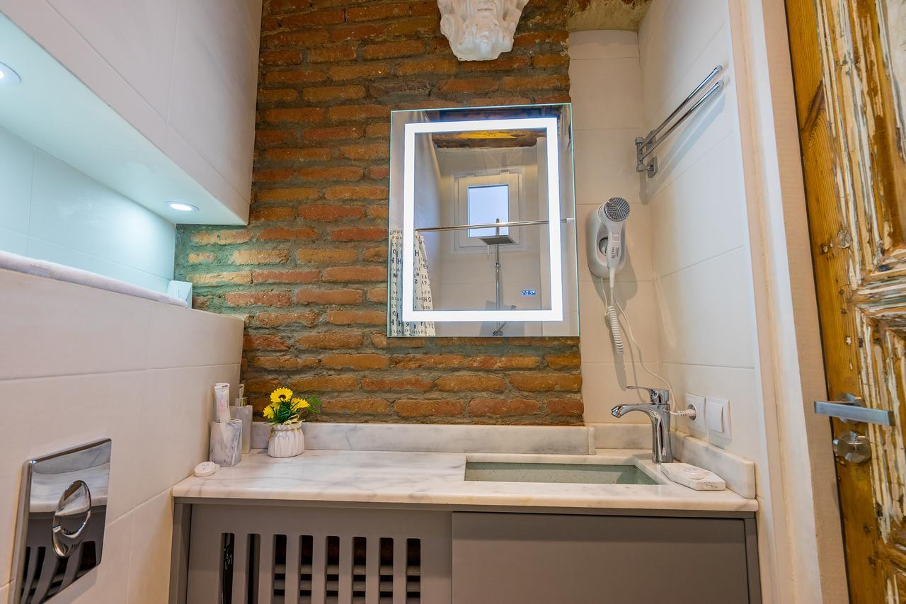 Gallery Apartment Tbilisi Eksteriør billede