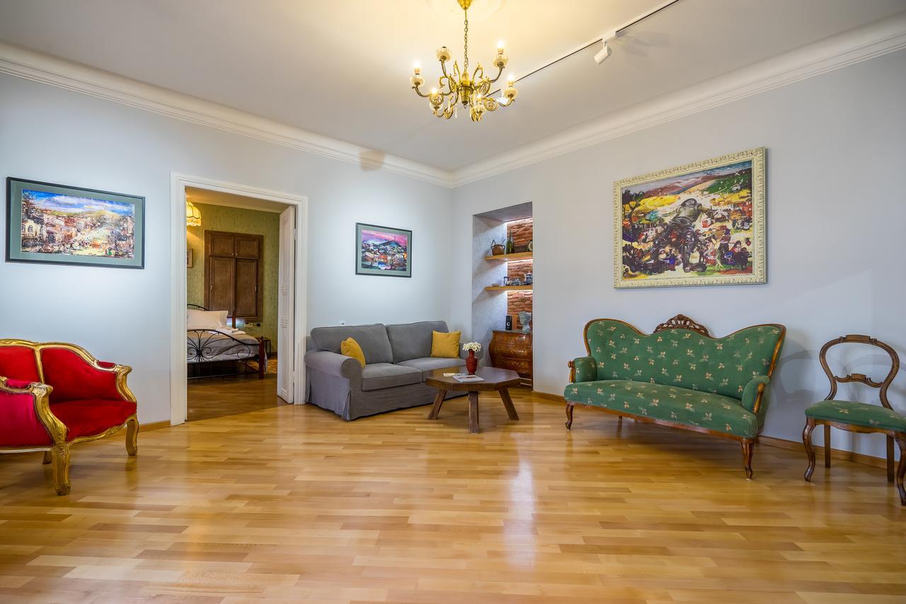 Gallery Apartment Tbilisi Eksteriør billede